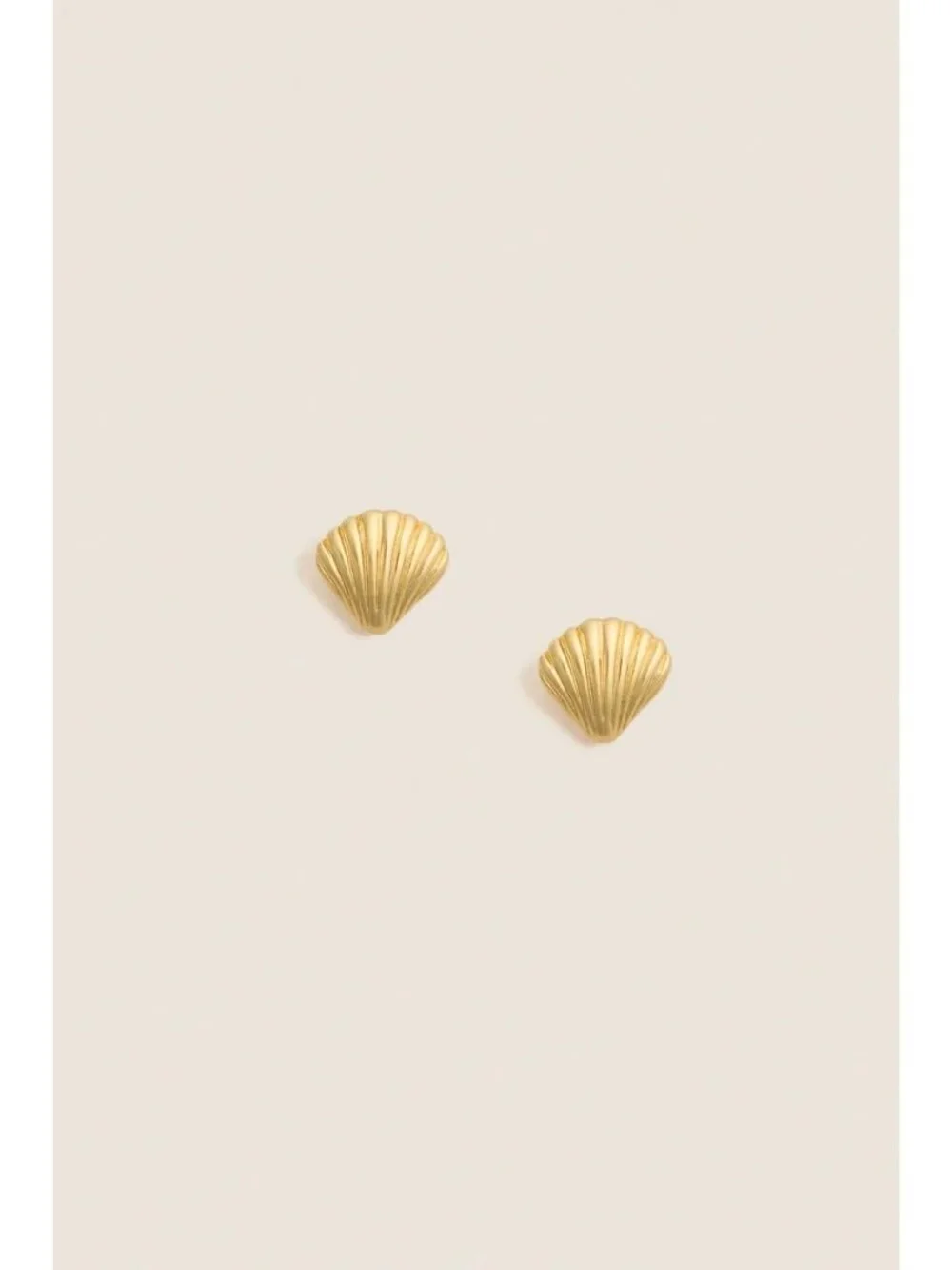 Tuckernuck Jewelry Coquilles Mini Studs in Gold New Womens SeaShells